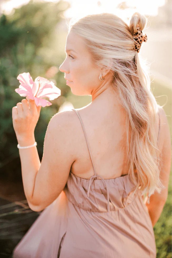 Blonde Tortoise Teleties Classic Hair Clip - Southern Chic Tees & Boutique