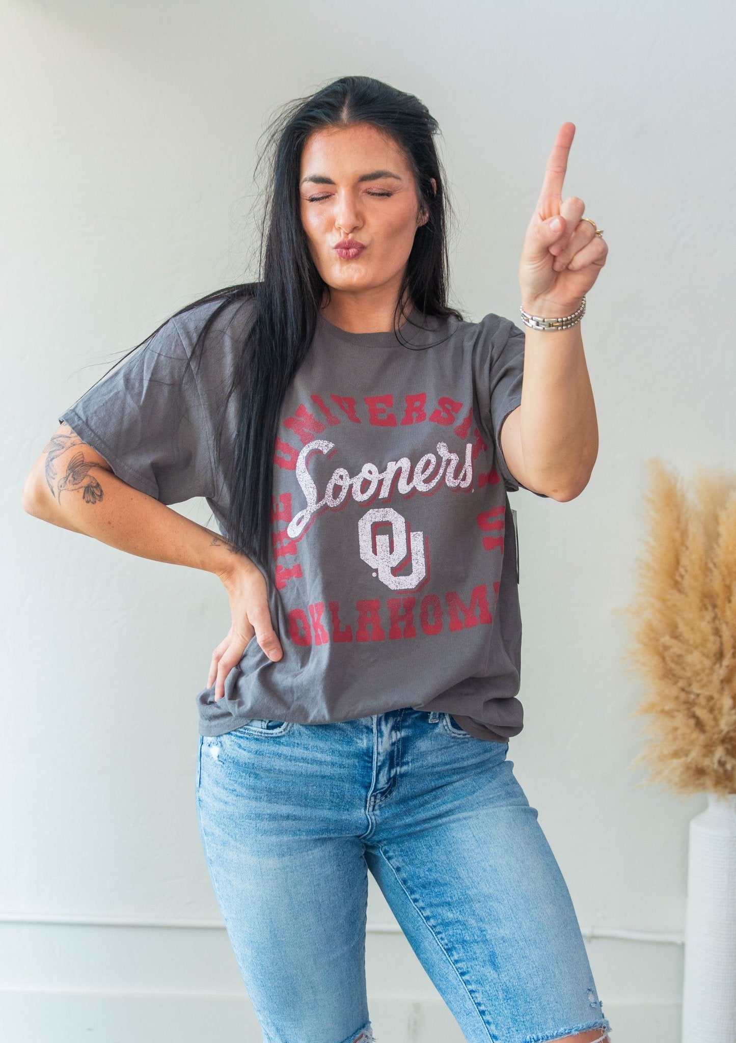 OU Sooners Thrifted Tee - Southern Chic Tees & Boutique