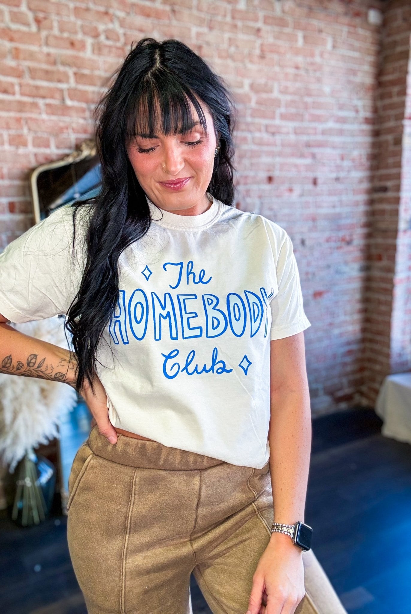 The Homebody Club Graphic Tee - Southern Chic Tees & Boutique
