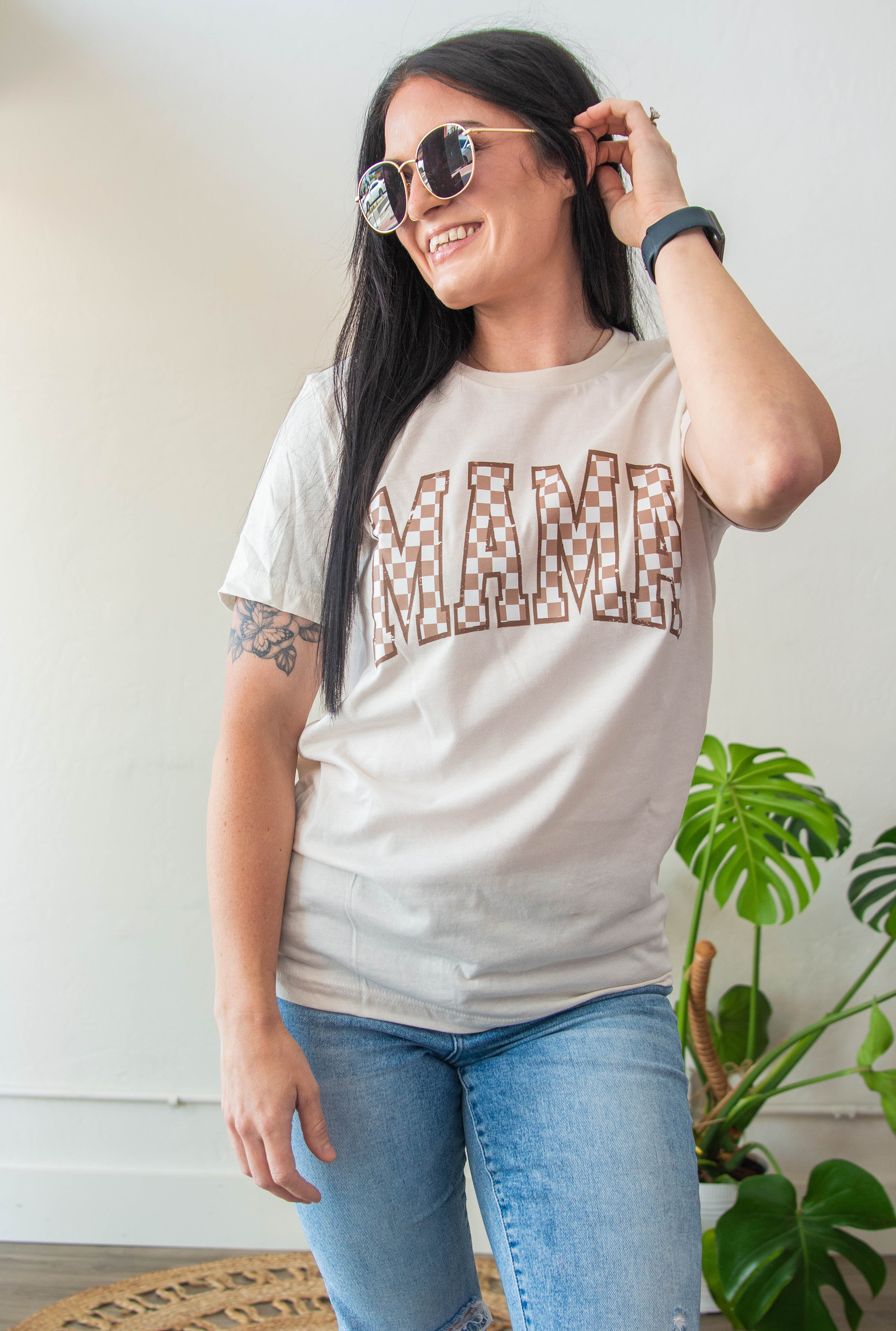 Mama Graphic Tee