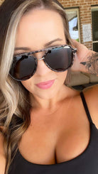 Earhart Sunglasses: Grey - Southern Chic Tees & Boutique