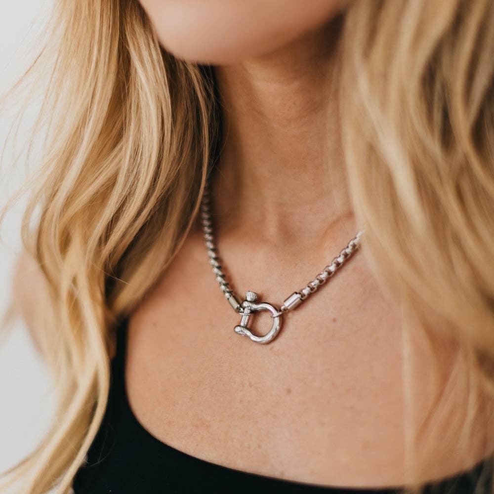 Lucky Me Horseshoe Toggle Necklace - Silver - Southern Chic Tees & Boutique