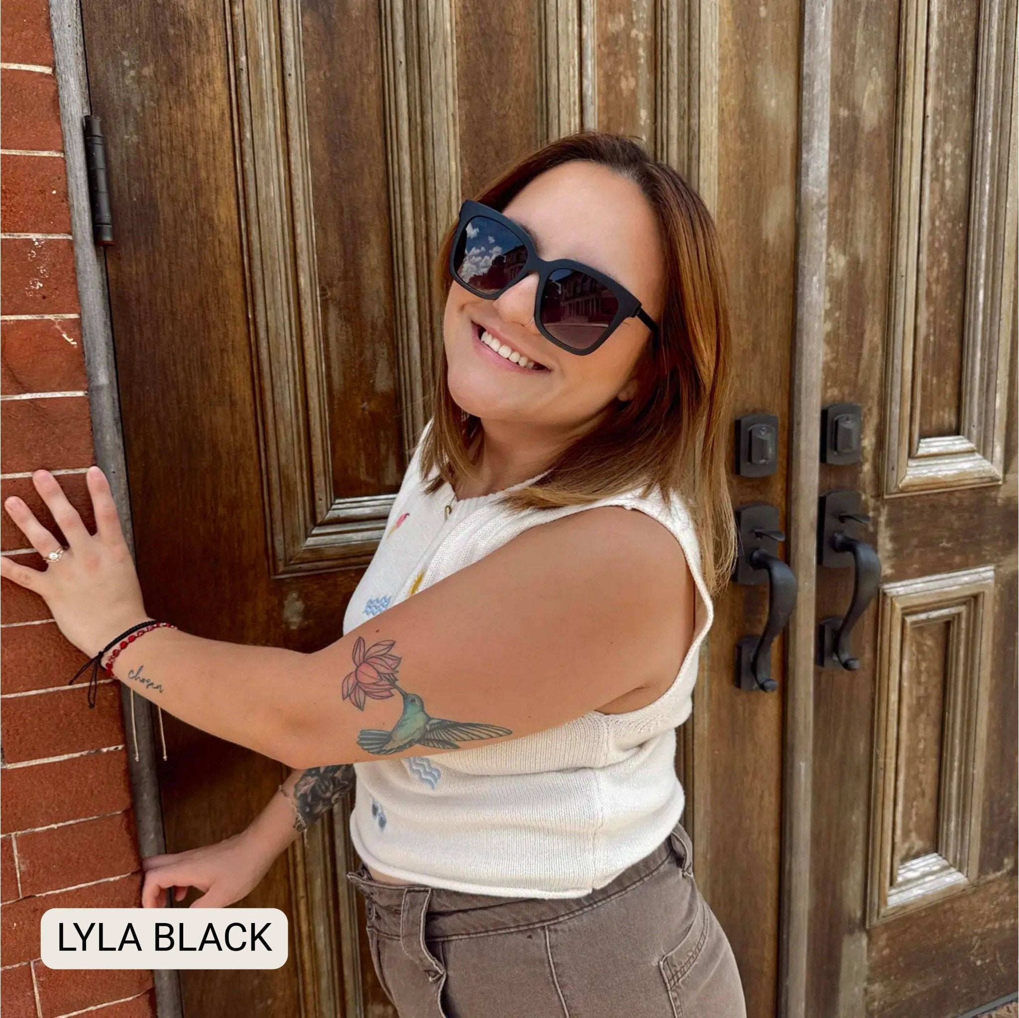 Lyla - Polarized Medium Cat Eye Sunglasses: Black - Southern Chic Tees & Boutique