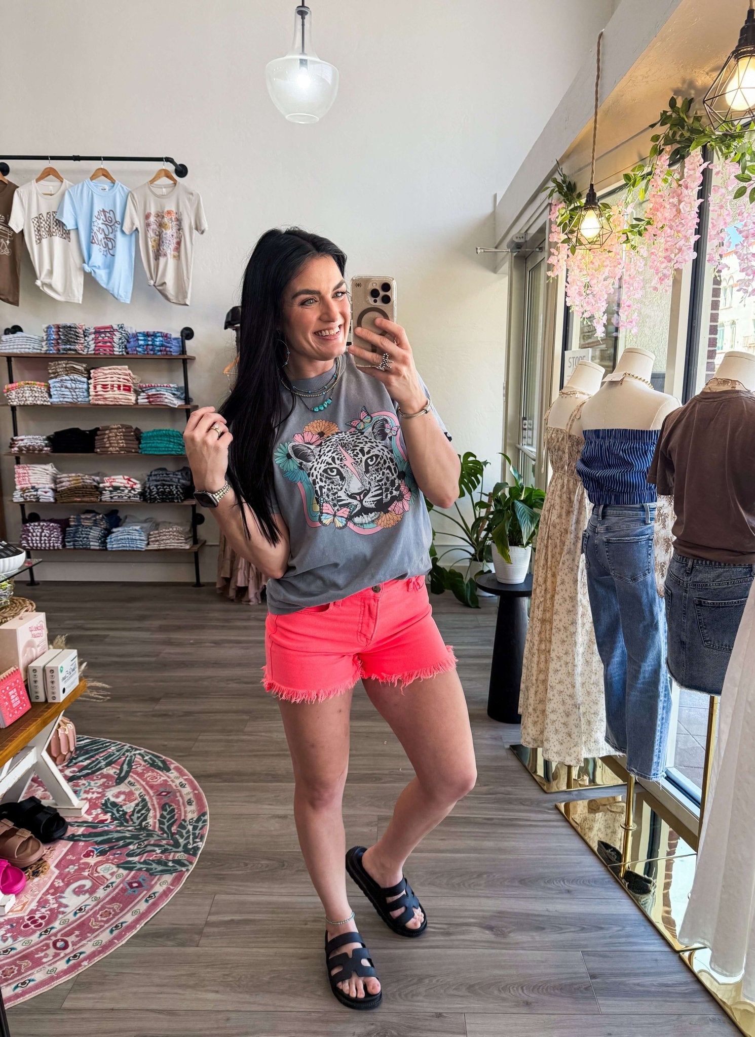 Retro Leopard Graphic Tee - Southern Chic Tees & Boutique