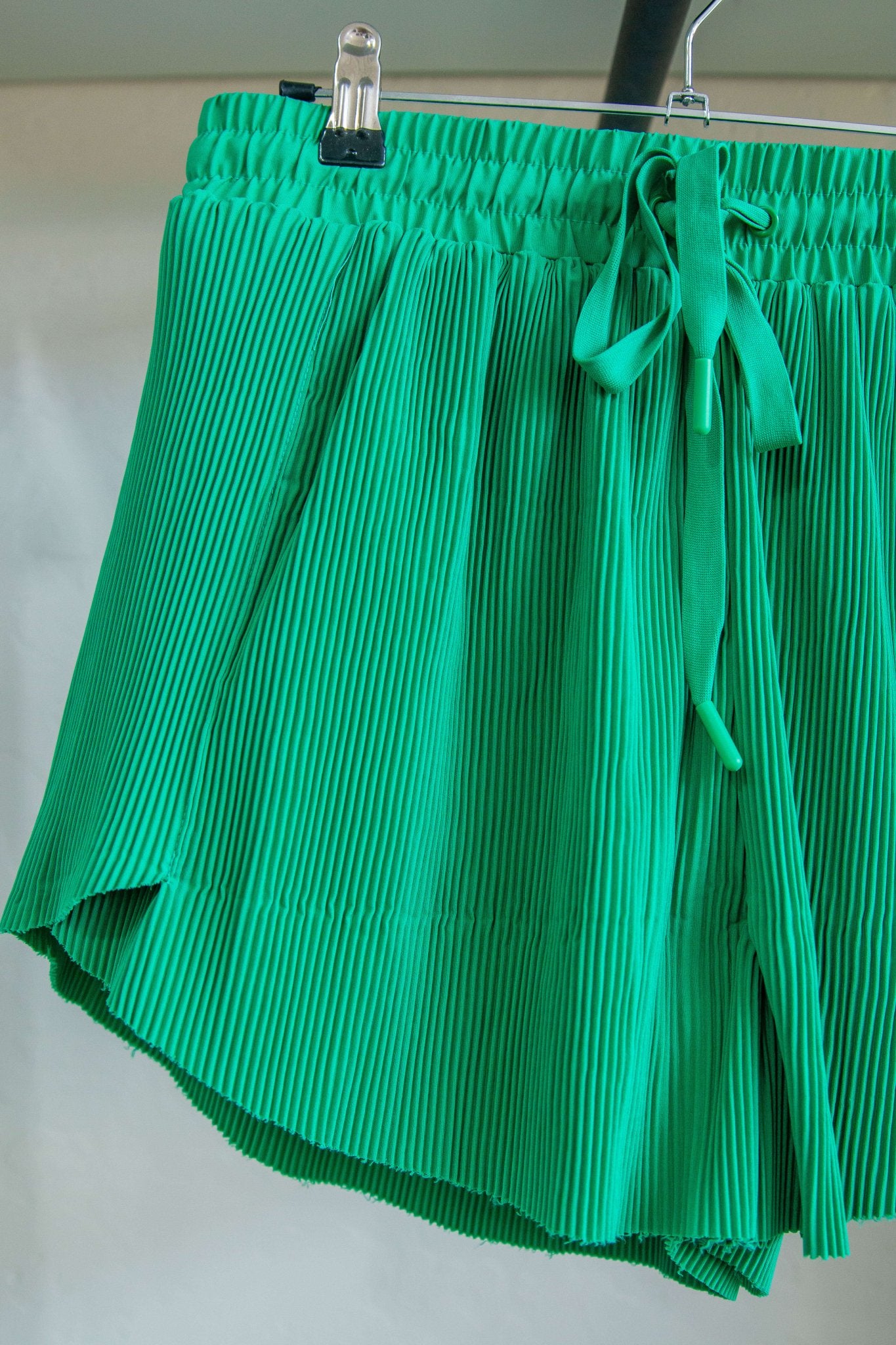 Sunny Days Pleated Athletic Shorts Kelly Green - Southern Chic Tees & Boutique