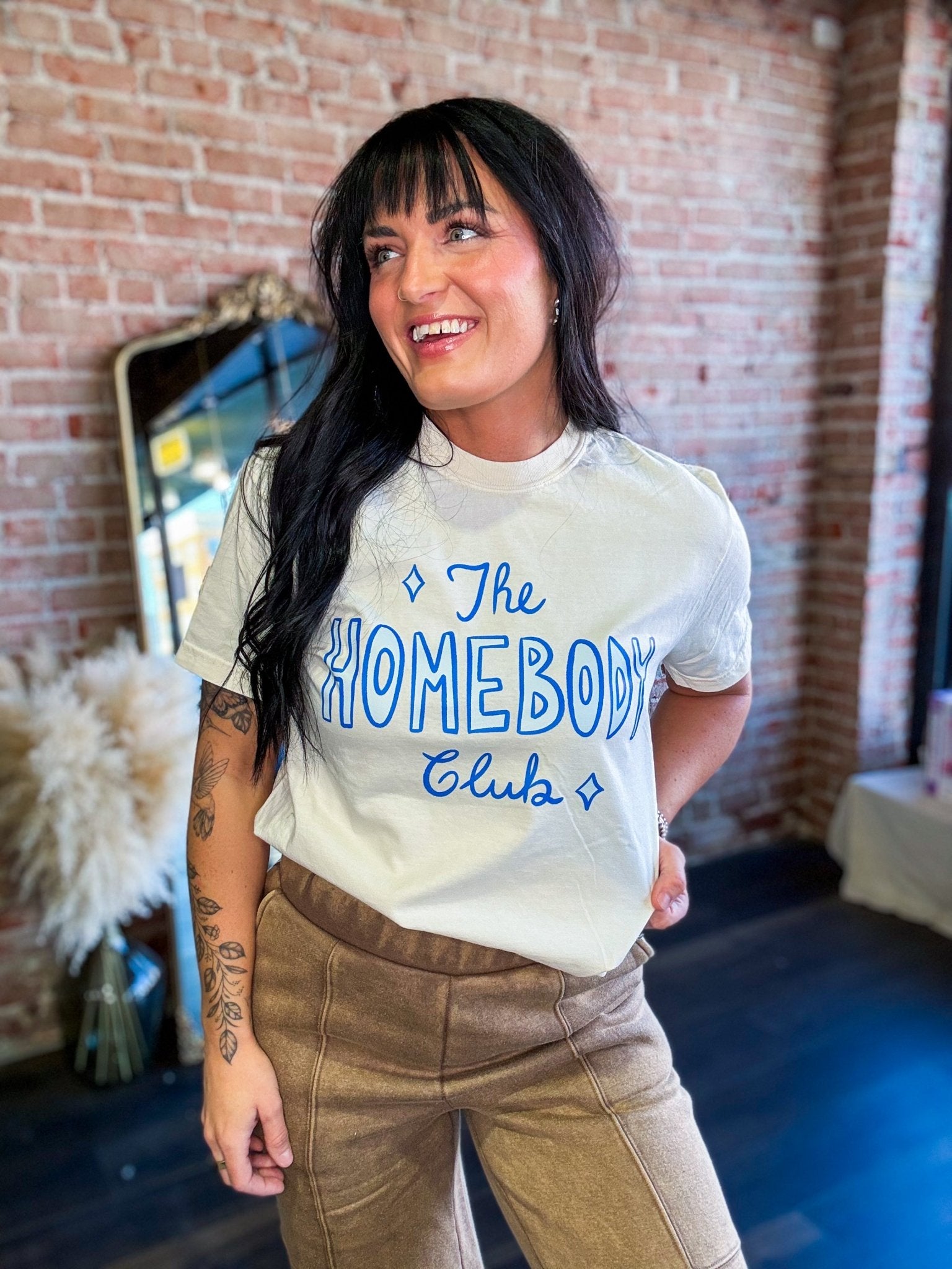 The Homebody Club Graphic Tee - Southern Chic Tees & Boutique