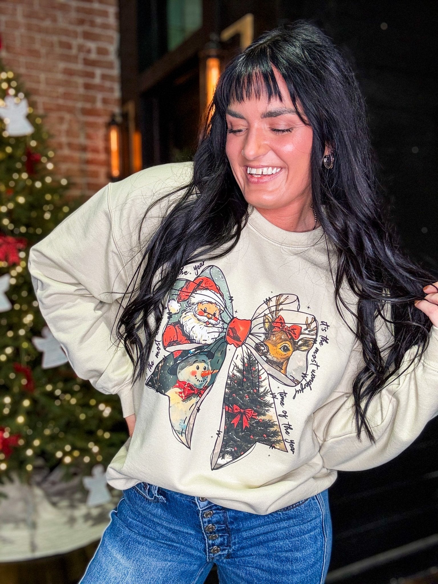 Vintage Bow Christmas Sweatshirt - Southern Chic Tees & Boutique